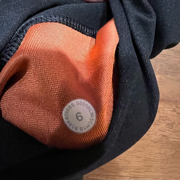 Lululemon Mapped Out High-Rise 28” Black Brick Camo SenseKnit Tight Sz 6 - Picture 5 of 9